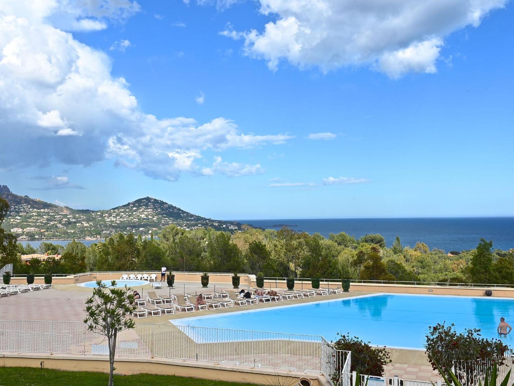 Apartment Village Cap Esterel - L'Esquinade-31 By Interhome Сен-Рафаэль Экстерьер фото