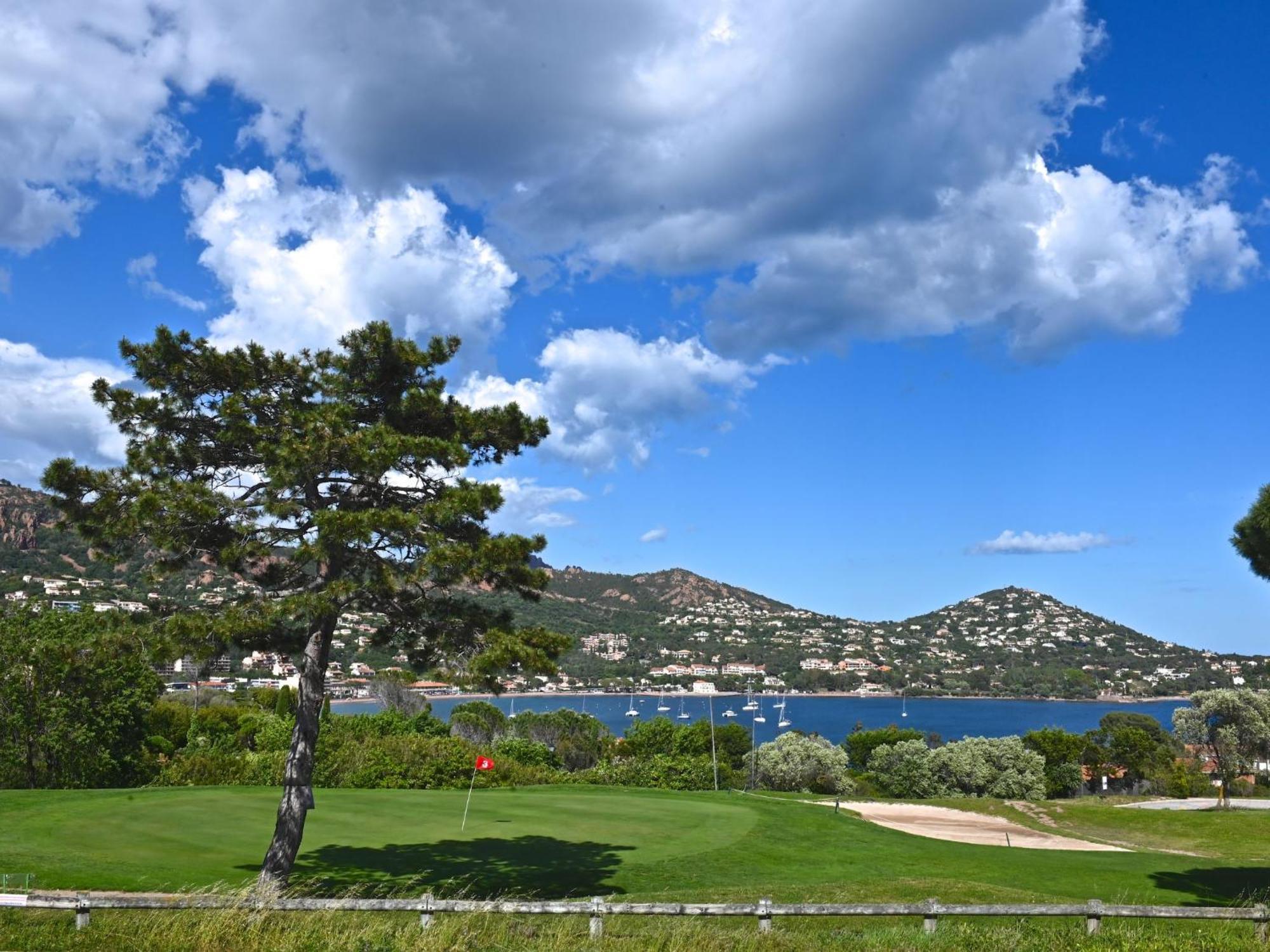Apartment Village Cap Esterel - L'Esquinade-31 By Interhome Сен-Рафаэль Экстерьер фото