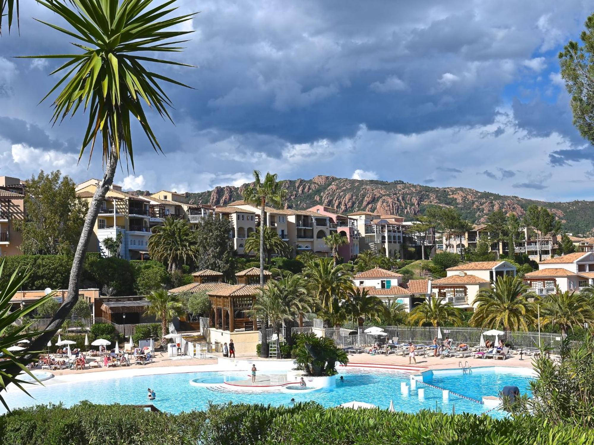 Apartment Village Cap Esterel - L'Esquinade-31 By Interhome Сен-Рафаэль Экстерьер фото